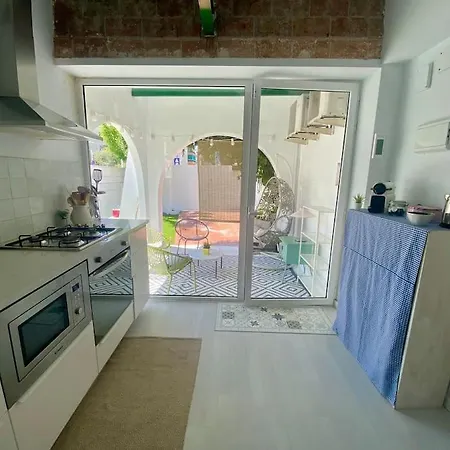 La Casa Mediterranea De Sonia Premia De Mar